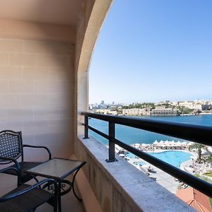 Deluxe Double or Twin Room Partial Sea View